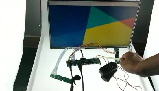 Factory Ifp Touch Panel zeigt Whiteboard kapazitiven Touchscreen 75-Zoll-86-Zoll-Videokonferenz-Smartboard mit interaktivem Google Player-Flachbildschirm an